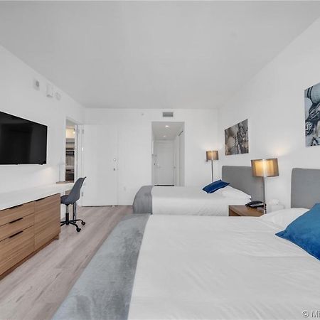 BeachWalk Studio Apmt 2 Beds, Amazing Views- 12B Hallandale Beach Esterno foto