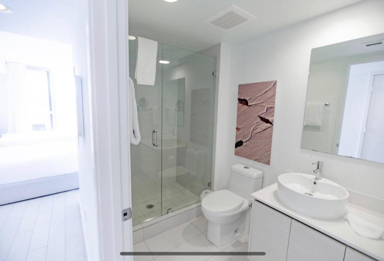 BeachWalk Studio Apmt 2 Beds, Amazing Views- 12B Hallandale Beach Esterno foto