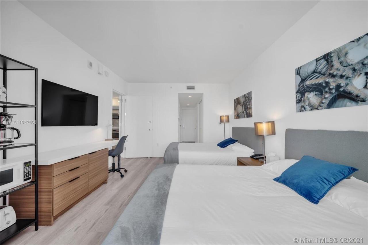 BeachWalk Studio Apmt 2 Beds, Amazing Views- 12B Hallandale Beach Esterno foto