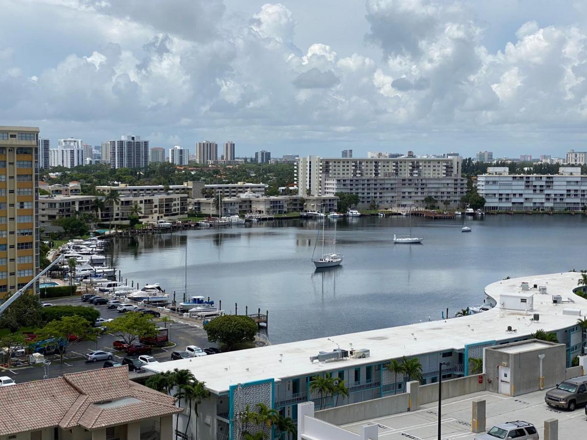 BeachWalk Studio Apmt 2 Beds, Amazing Views- 12B Hallandale Beach Esterno foto