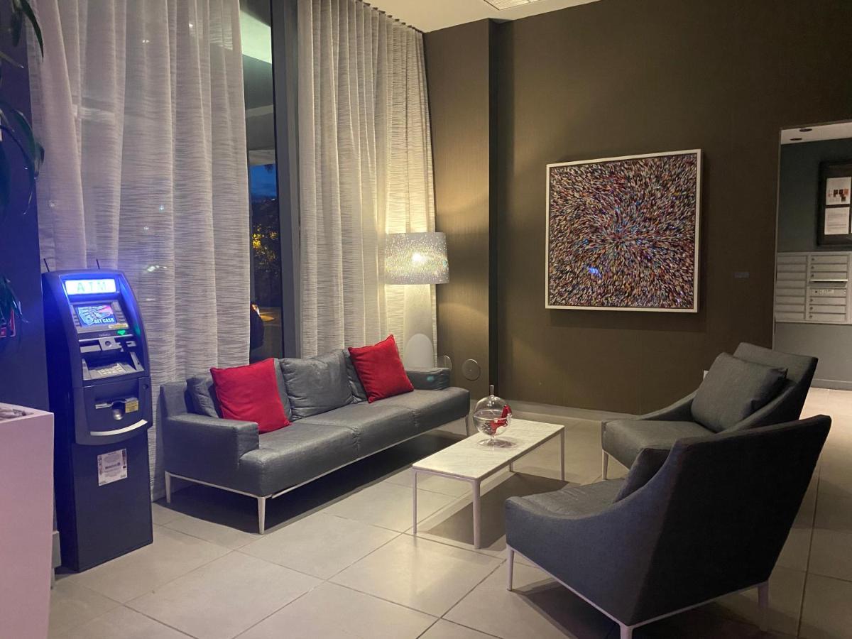 BeachWalk Studio Apmt 2 Beds, Amazing Views- 12B Hallandale Beach Esterno foto