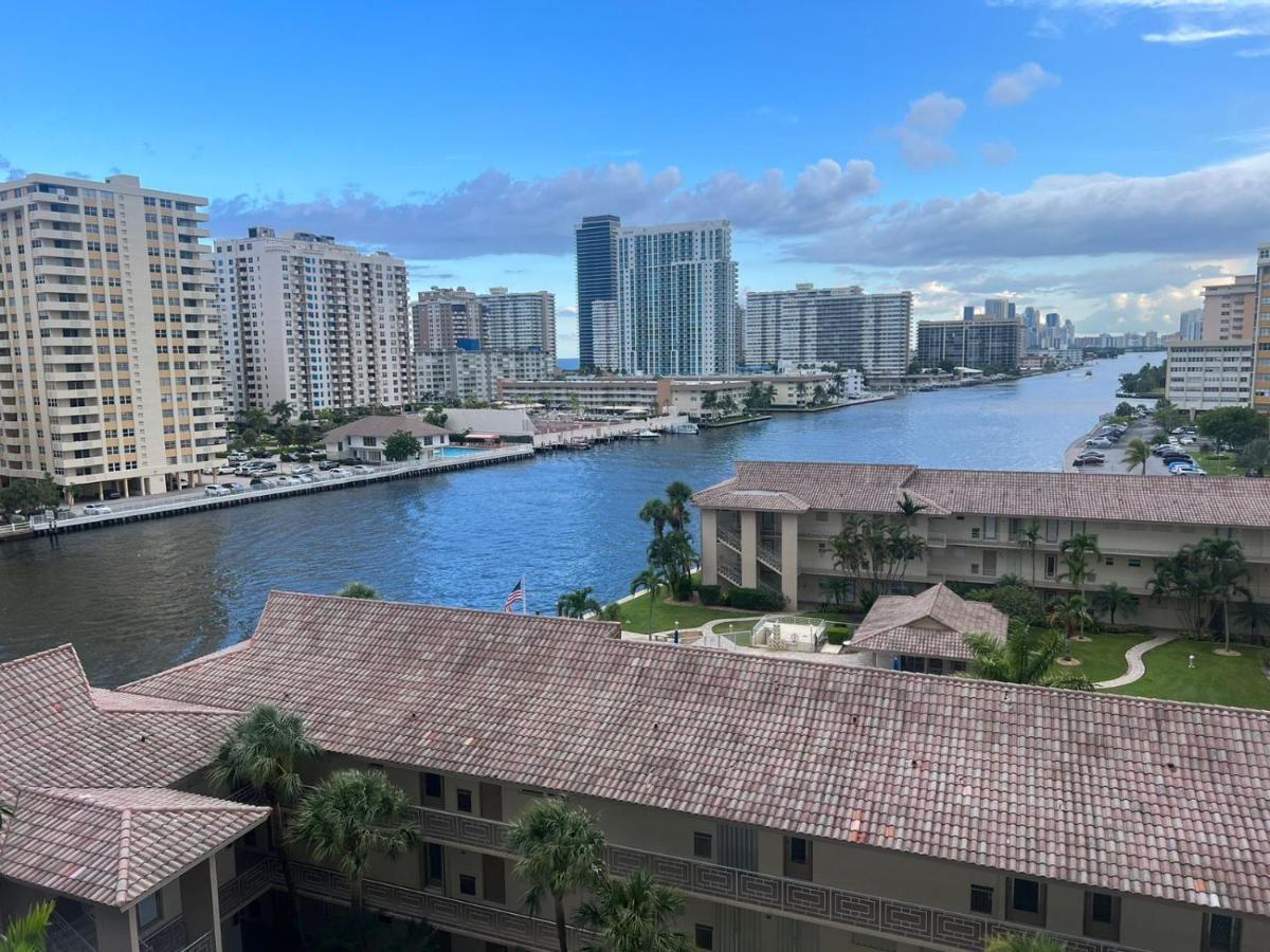 BeachWalk Studio Apmt 2 Beds, Amazing Views- 12B Hallandale Beach Esterno foto